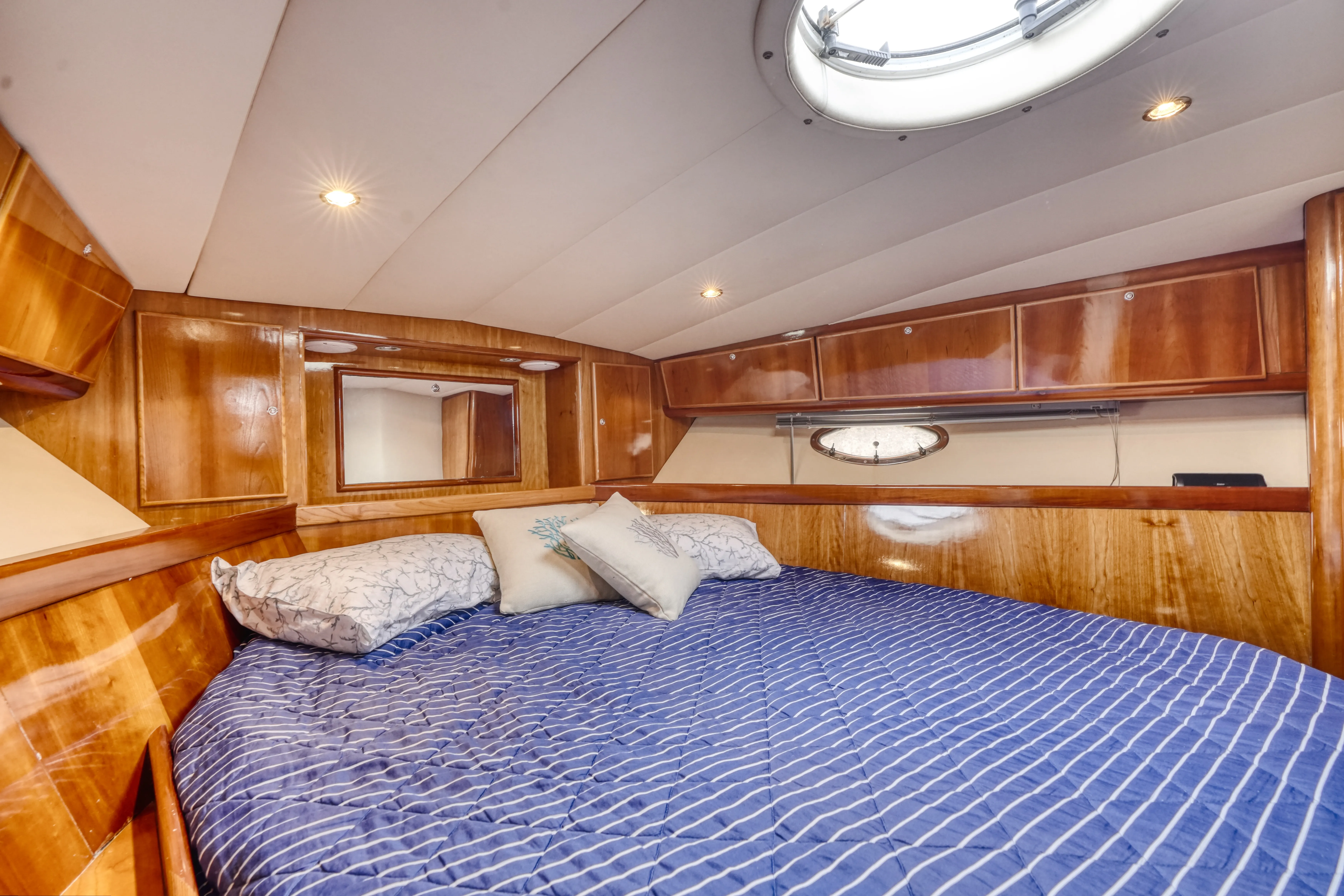 Giorgi 52ft cabin